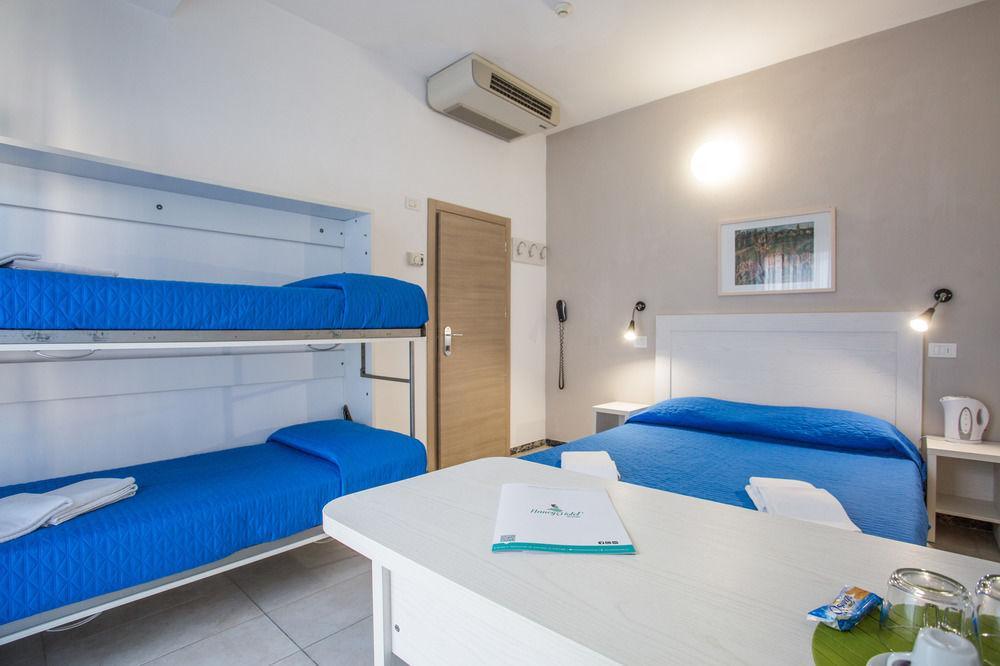 Hotel Nancy Римини Екстериор снимка